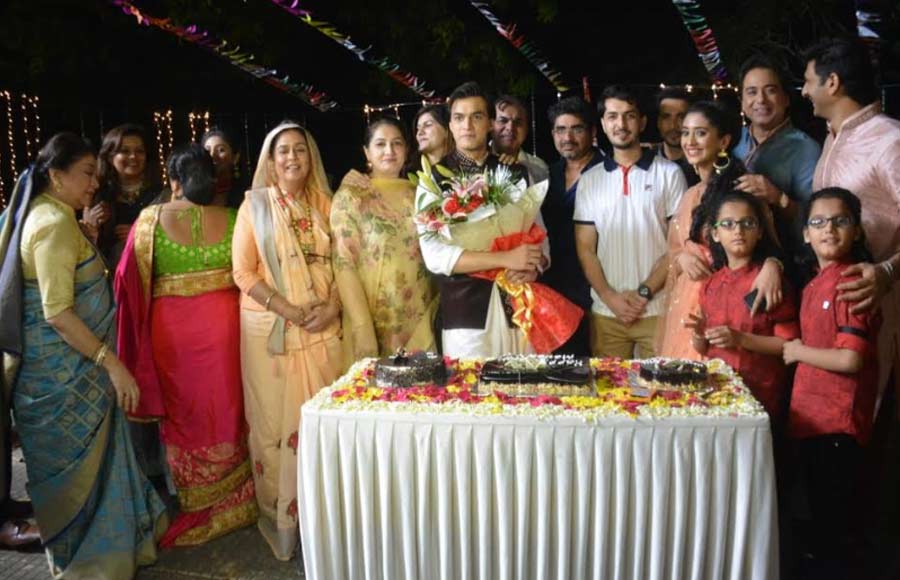 Mohsin Khan celebrates his birthday on the sets of Yeh Rishta 