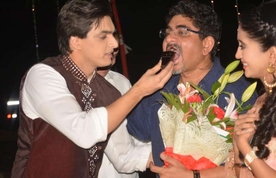 Mohsin Khan celebrates his birthday on the sets of Yeh Rishta 