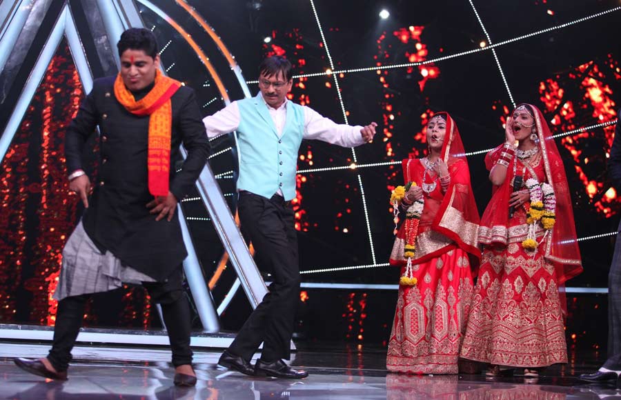 Taarak Mehta Special on  Indian Idol 10