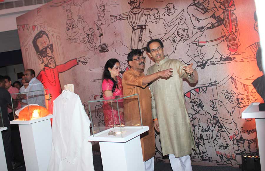 Thunderous applause drowns Nashik dhols at Thackeray trailer launch