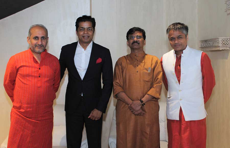 Thunderous applause drowns Nashik dhols at Thackeray trailer launch