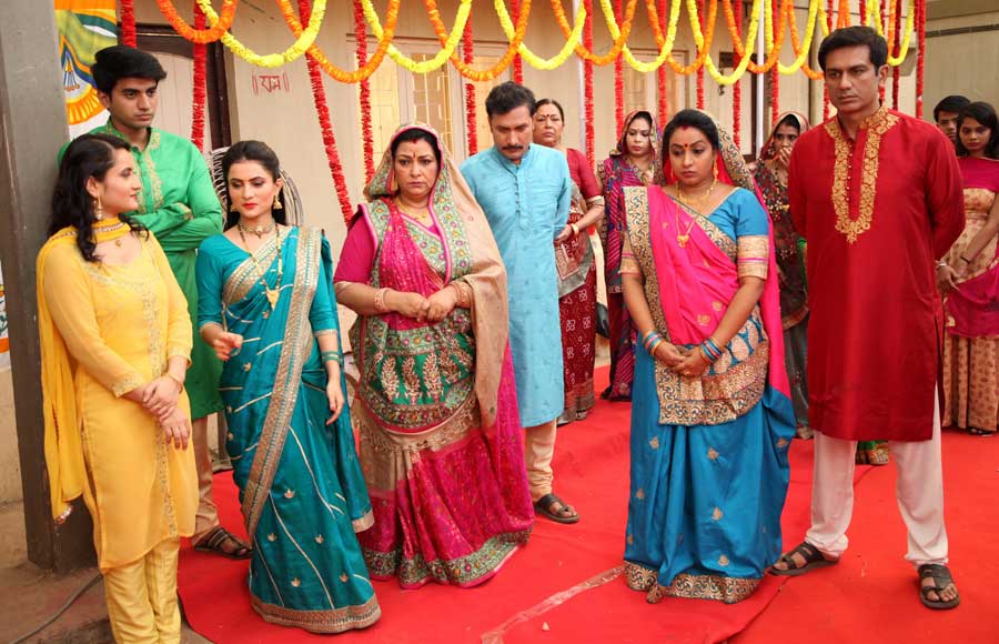 In pics: Sameer and Naina's engagement in Yeh Un Dinon