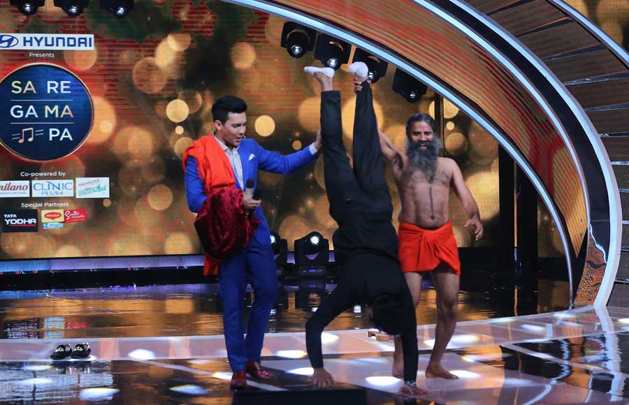 Baba Ramdev graces Pre-Finale episode of Sa Re Ga Ma Pa 