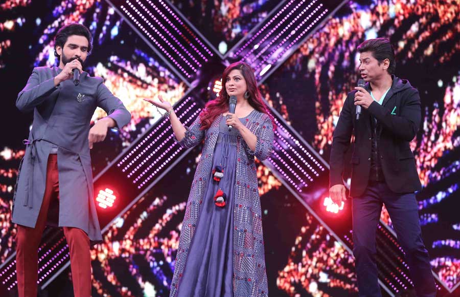 Sunidhi Chauhan Performs at Sa Re Ga Ma Pa Finale