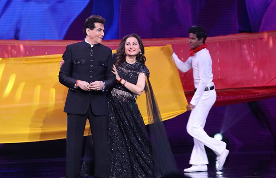 Jeetendra and Jaya Prada on the sets of Super Dancer Chapter 3