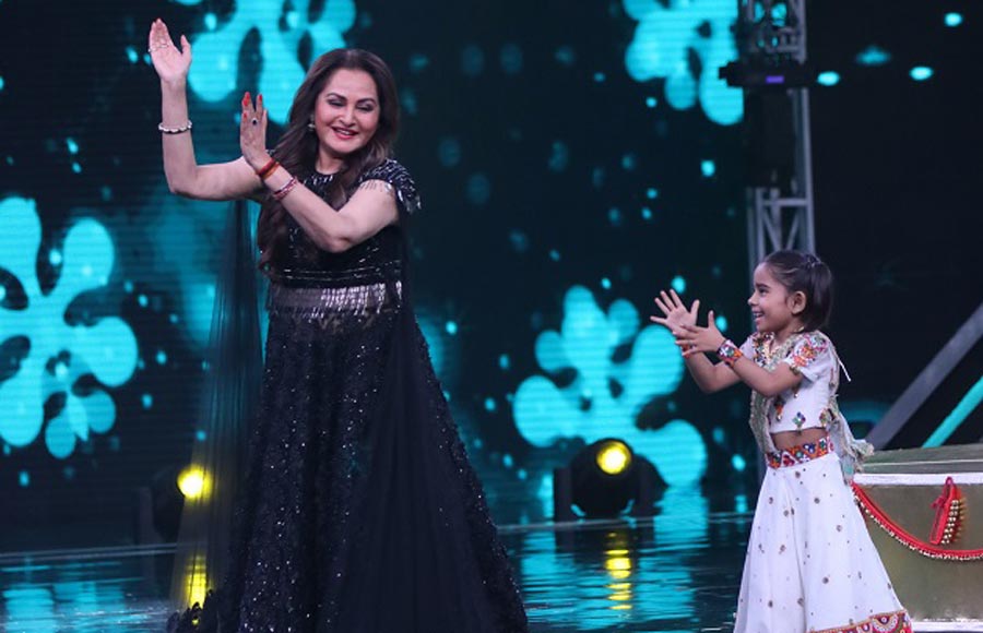 Jeetendra and Jaya Prada on the sets of Super Dancer Chapter 3