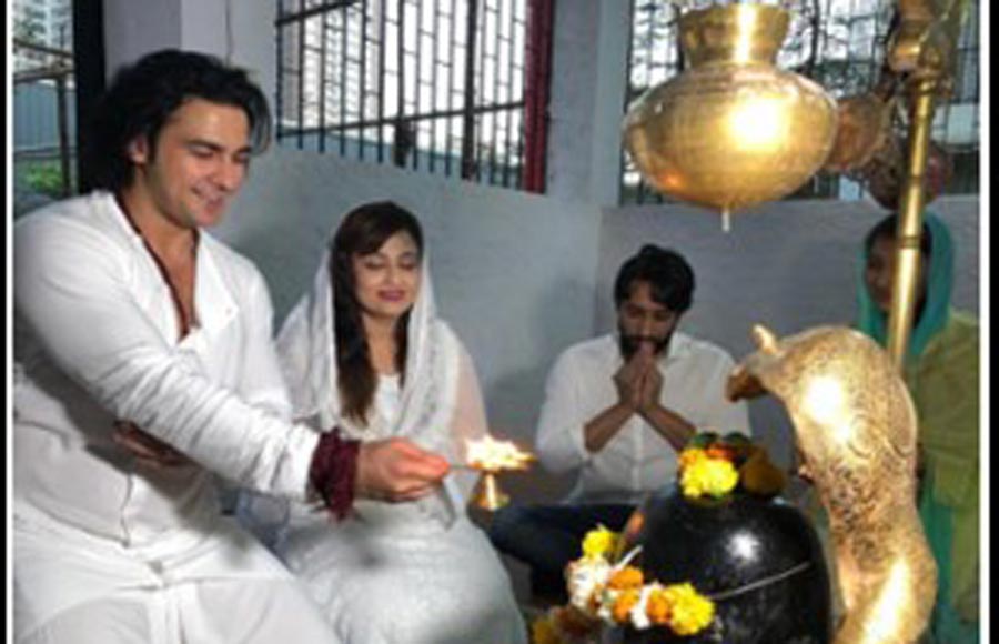 Television actors perform 'Pooja' on the occasion of Mahashivratri