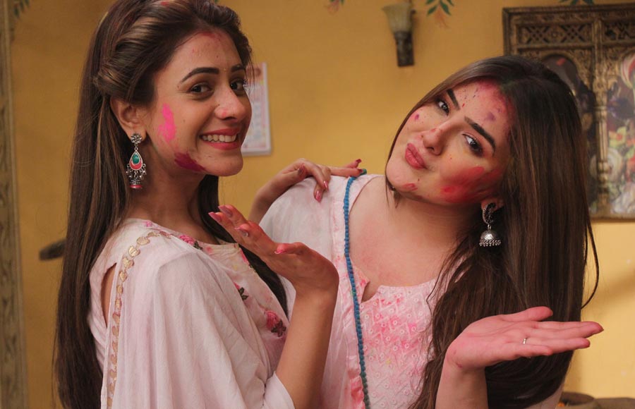 Holi celebrations in SAB TV's Jijaji Chhat Per Hain