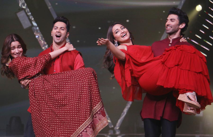 Kalank Cast on the sets of Rising Stars