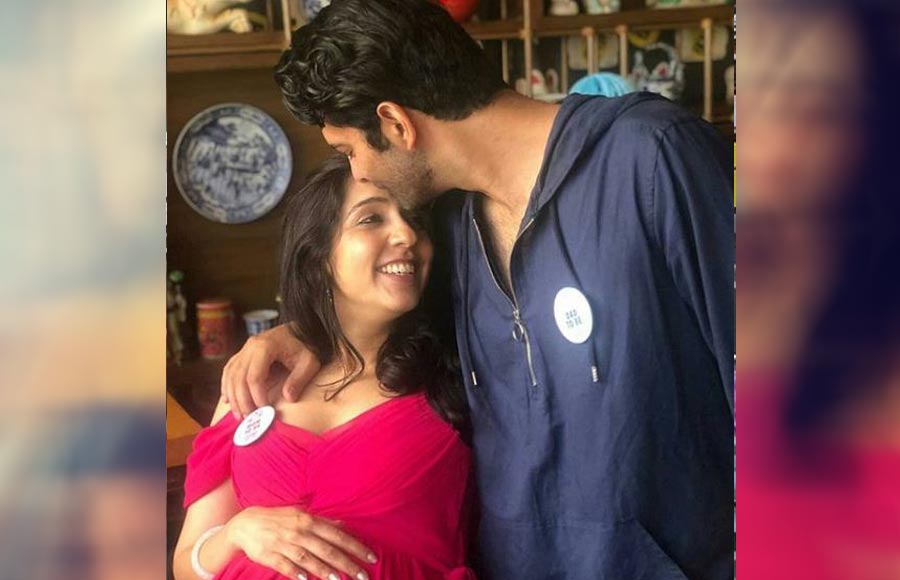 Barun Sobti's wife Pashmeen's BABY SHOWER