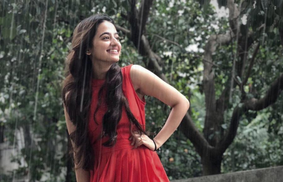 In Pics:  TV actresses enjoy monsoon  