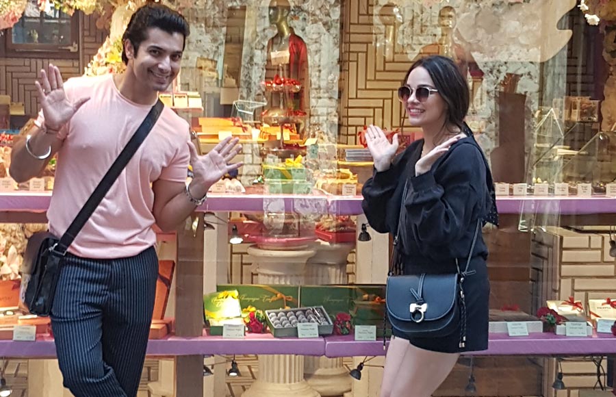 Ssharad Malhotra and wife Ripci enjoys honeymoon in Europe