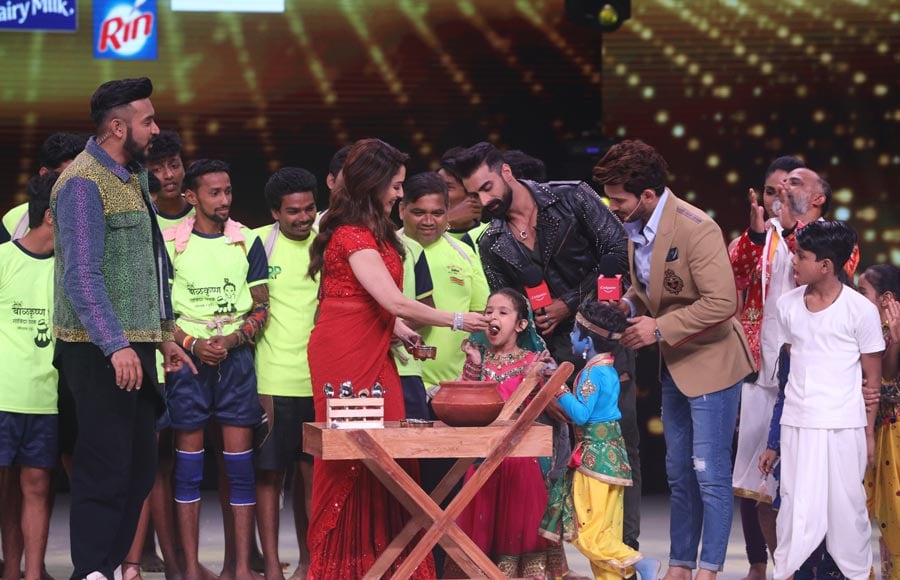 Janmashtmi Celebrations on Dance Deewane sets