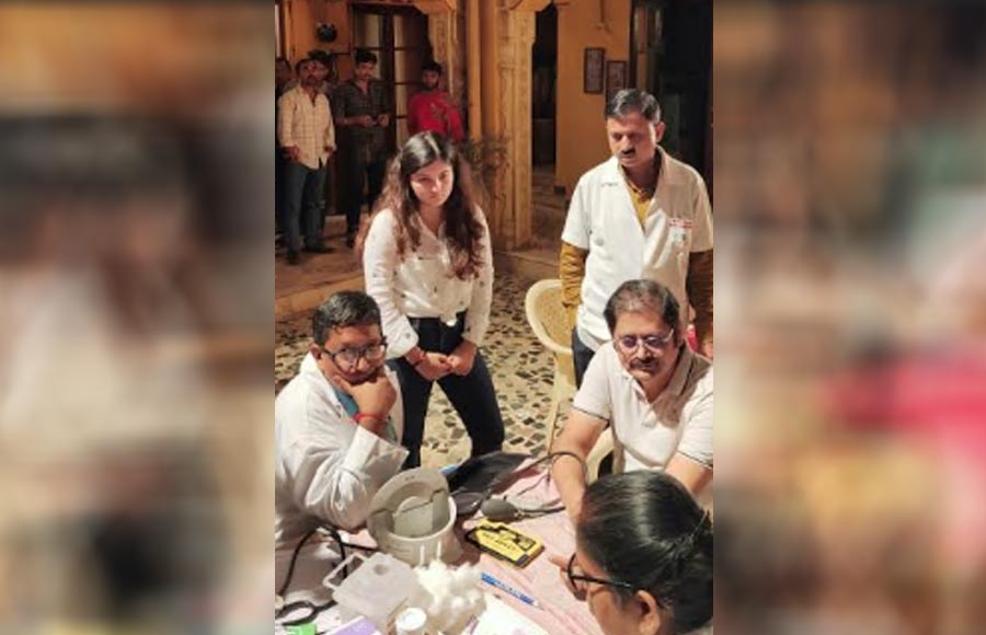 Binaifer and Sanjay Kohli’s daughter Chayn Kohli organizes a blood camp on the sets of Edit II 