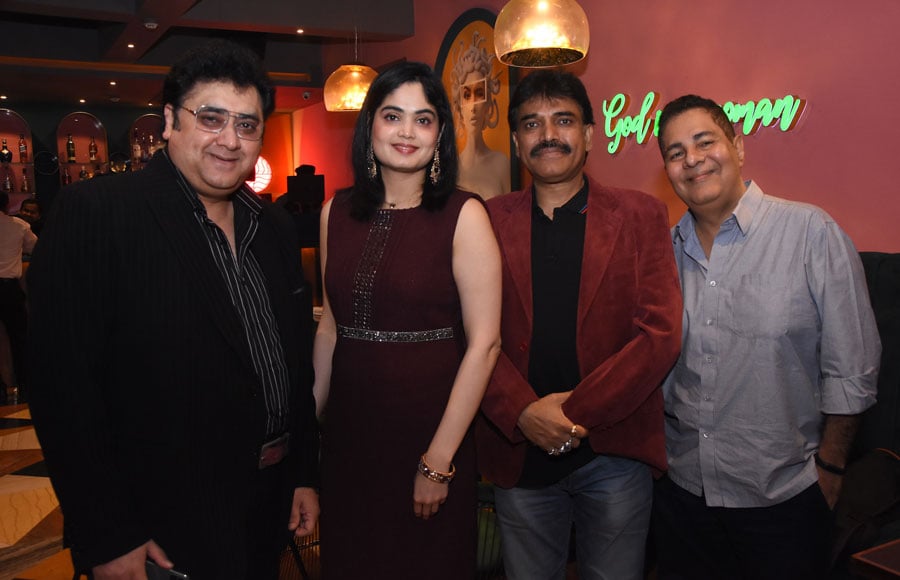 Singer Shaan launches Neha's Borkar's debut album in Mumbai