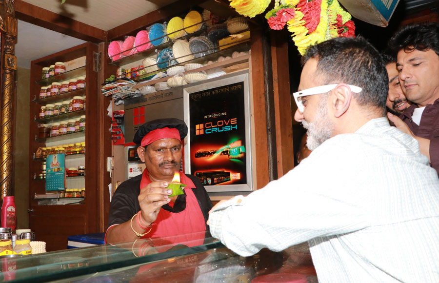 MasterChef-6 Judges grab a bite at Khau Galli in Juhu