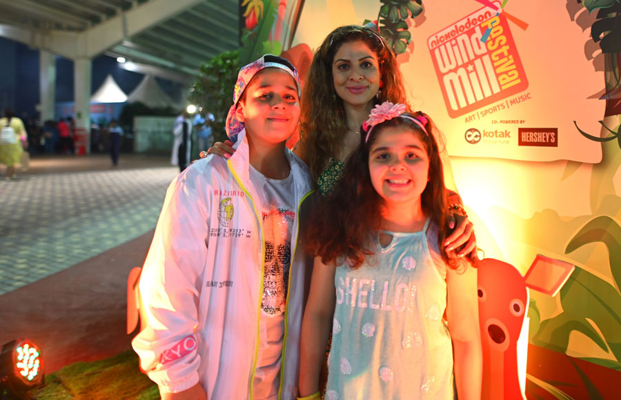 Celebs along with their kids at  Nickelodeon WindMill Festival!