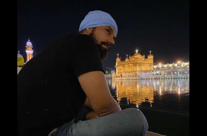 Randeep Hooda offered apologies to Guru Granth Sahib for not keeping his word