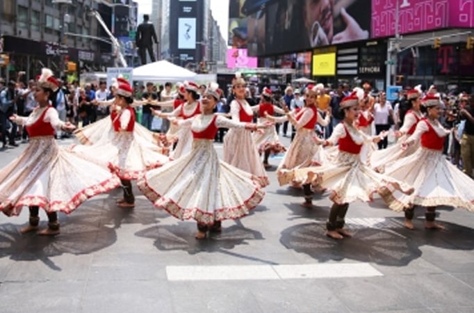 'Mughal-E-Azam: The Musical' kicks off 13-city tour with flash mob at Times Square