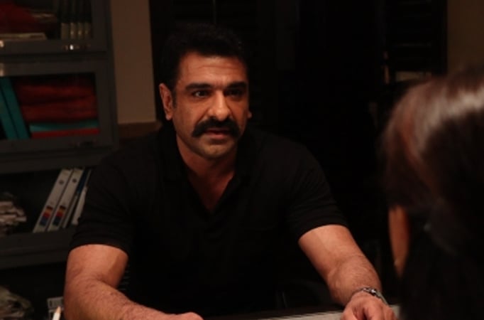 Eijaz Khan