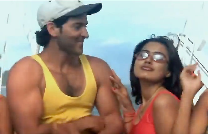 Kamya Punjabi with Hrithik Roshan in Kaho Naa Pyaar Hai