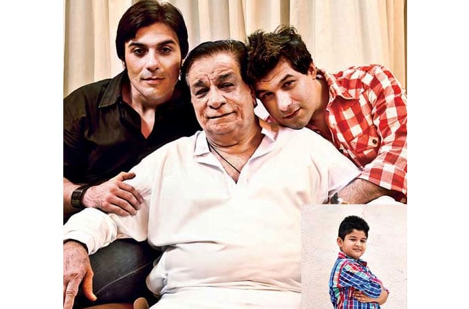 Kader Khan's family