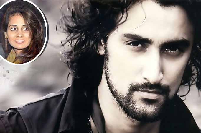 Kunal Kapoor gets engaged to Big B