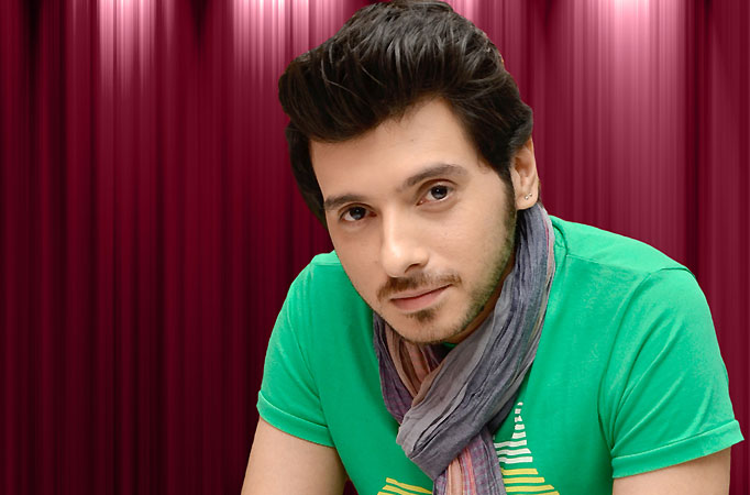  Divyendu Sharma