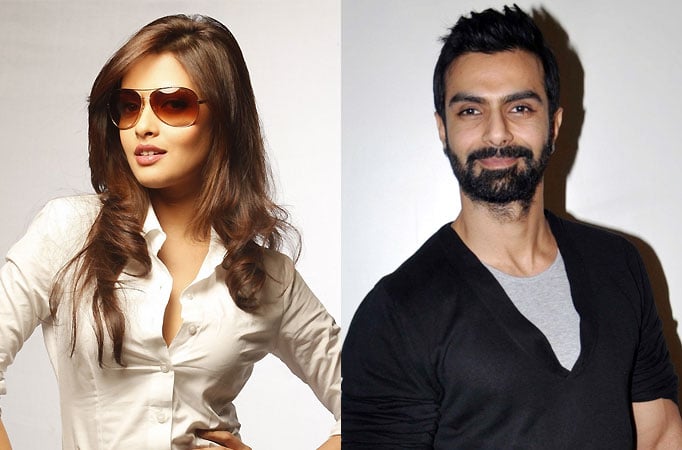 Riya Sen and Ashmit Patel