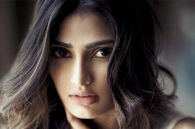 Athiya-Shetty