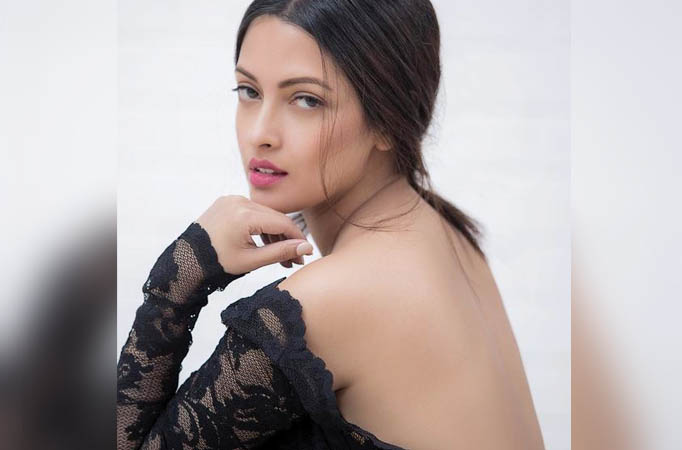 Riya Sen 