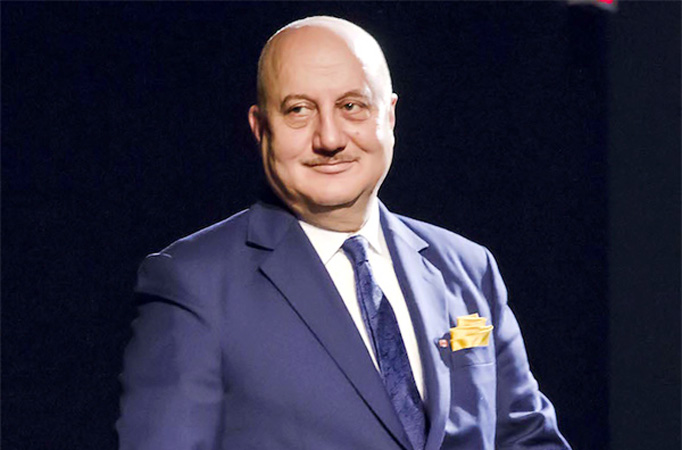  Anupam Kher