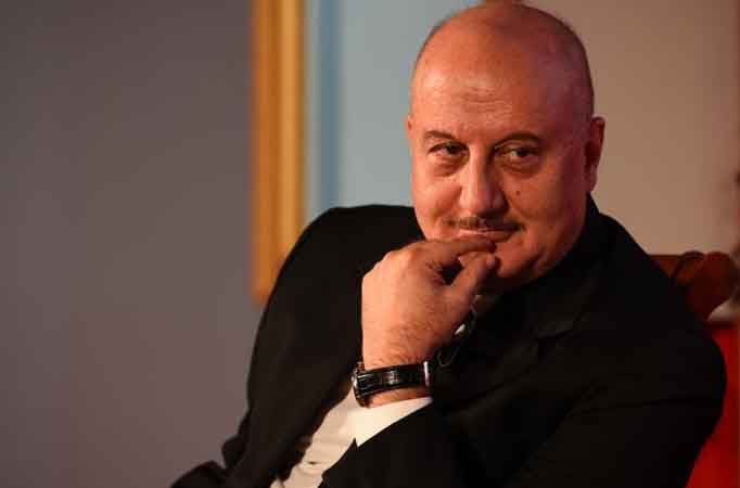  Anupam Kher