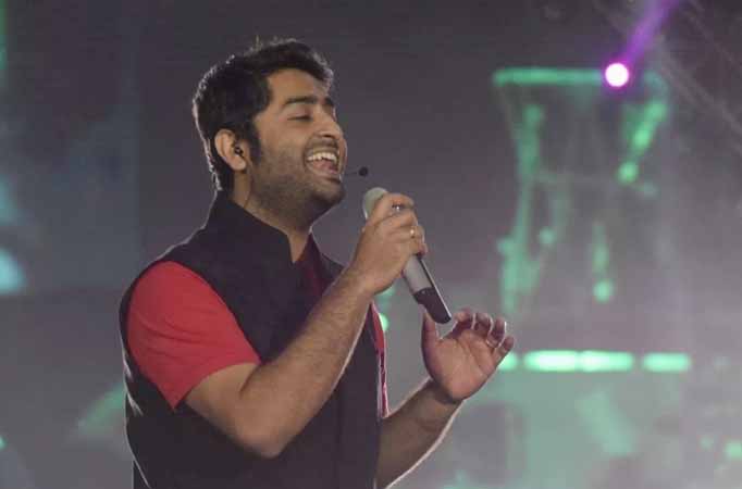 Arijit croons for Himesh's 'Happy Hardy and Heer'