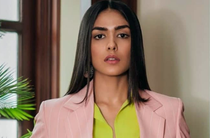 Mrunal Thakur took INSPIRATION from them to play a journalist in Batla House Mrunal Thakur
