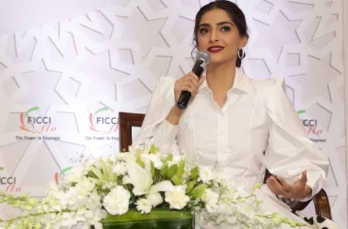 Sonam Kapoor spreads awareness on #WhyTheGap