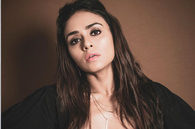 Amruta Khanvilkar