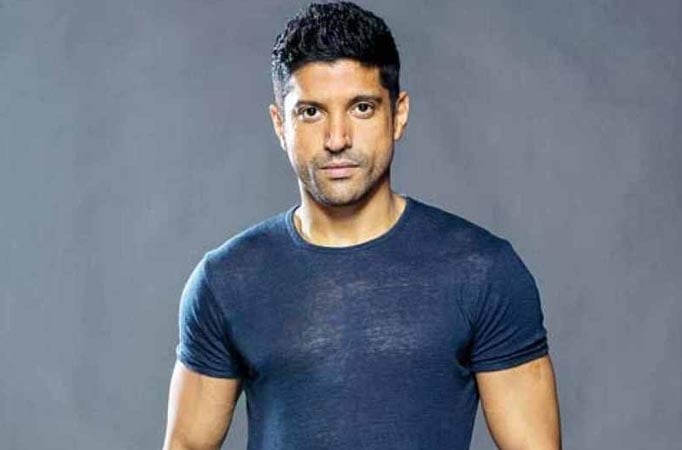 Fans are all praises for Farhan Akhtar's performance in 'The Sky Is Pink'