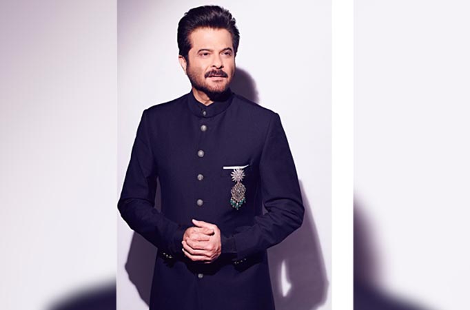Anil Kapoor celebrates Karwa Chauth in a unique way Anil Kapoor celebrates Karwa Chauth in a unique way