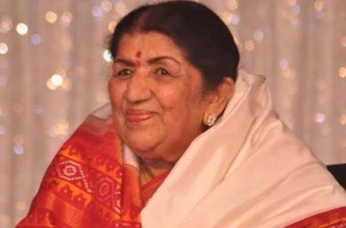 Lata Mangeshkar still in hospital