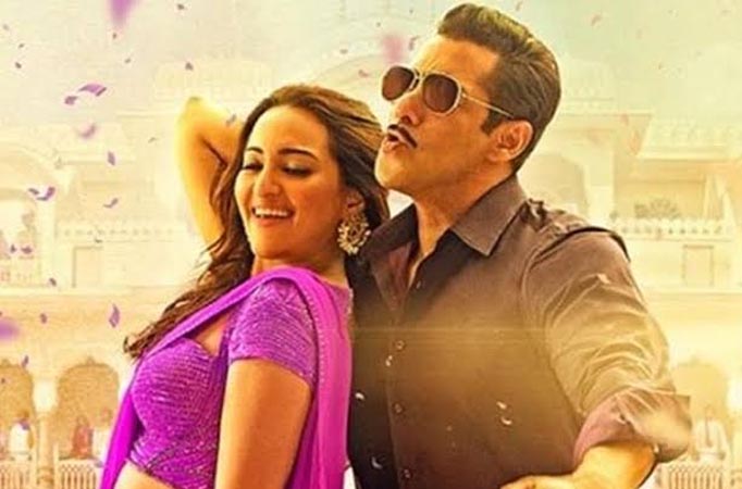 Chulbul and his 'sexy' Rajjo Pandey’s Dabangg romance gets a naughty twist, ‘Yu Karke’!