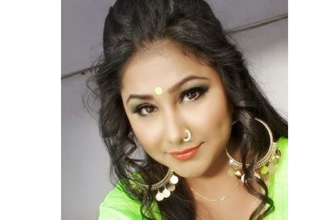 Bhojpuri actress Priyanka Pandit's nude video goes viral