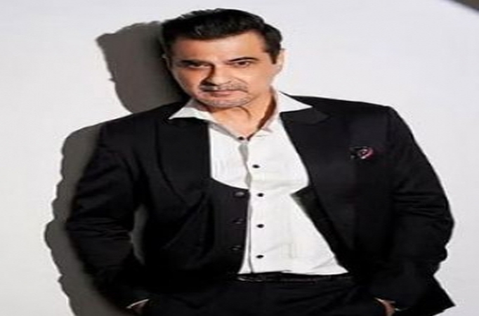 Kapoor family is having a great time at home, reveals Sanjay Kapoor