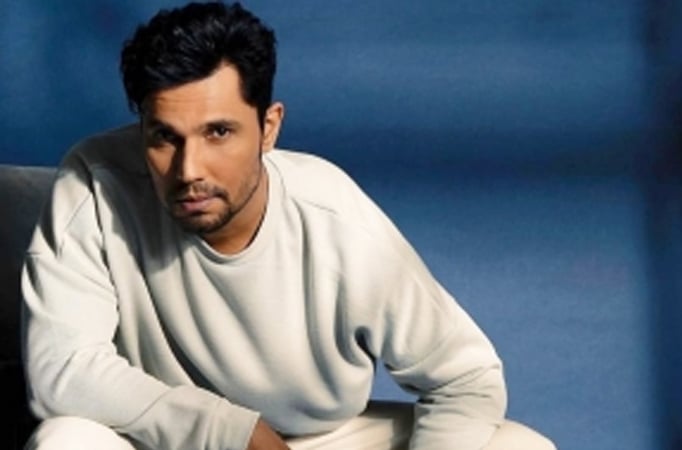 Randeep Hooda loses 15 kilos, to shed 10 more for 'Swatantra Veer Savarkar'