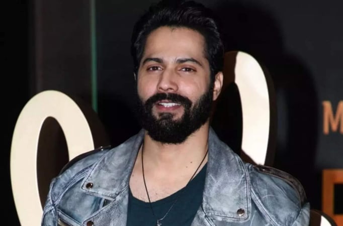 “Movie disaster ho Gayi Hai Kis Baat Ka Thank You Bol rahe ho” Netizens reacts on latest video of Varun Dhawan as he says thank 