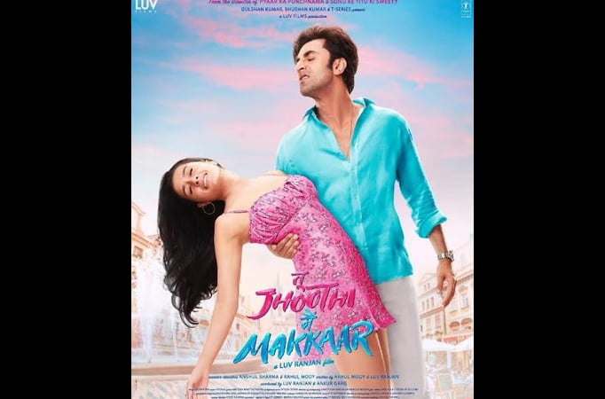 Ranbir Kapoor and Shraddha Kapoor’s Tu Jhoothi Main Makkaar poster gets trolled; netizens say, “What is wrong with his expressio