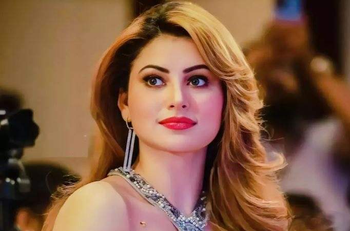 “She has done some surgery on her back” netizens trolls Urvashi Rautela on her latest video