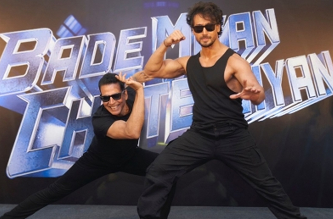 Akshay Kumar, Tiger Shroff start shooting for 'Bade Miyan Chote Miyan'