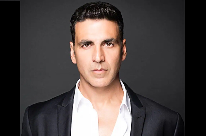 Akshay Kumar reacts to him charging Rs 50-100 crores per film, says, “positive baatein hai…”