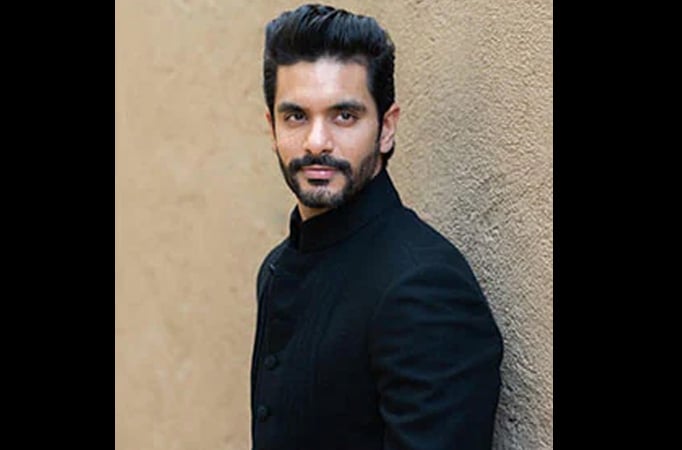 Angad Bedi takes sprinting lessons from renowned hurdler Brinston Miranda